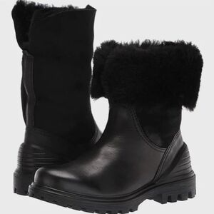 Ecco Black Winter Boots with Fur Trim